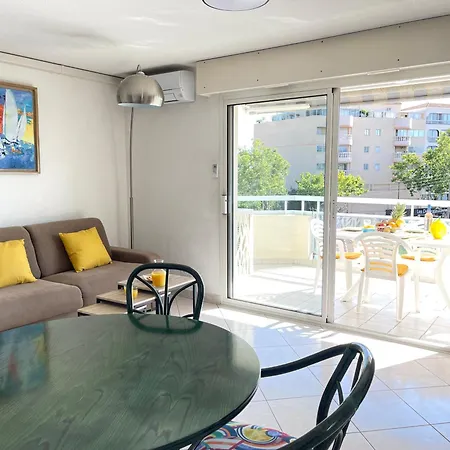 Apartman A 300 M De La Plage